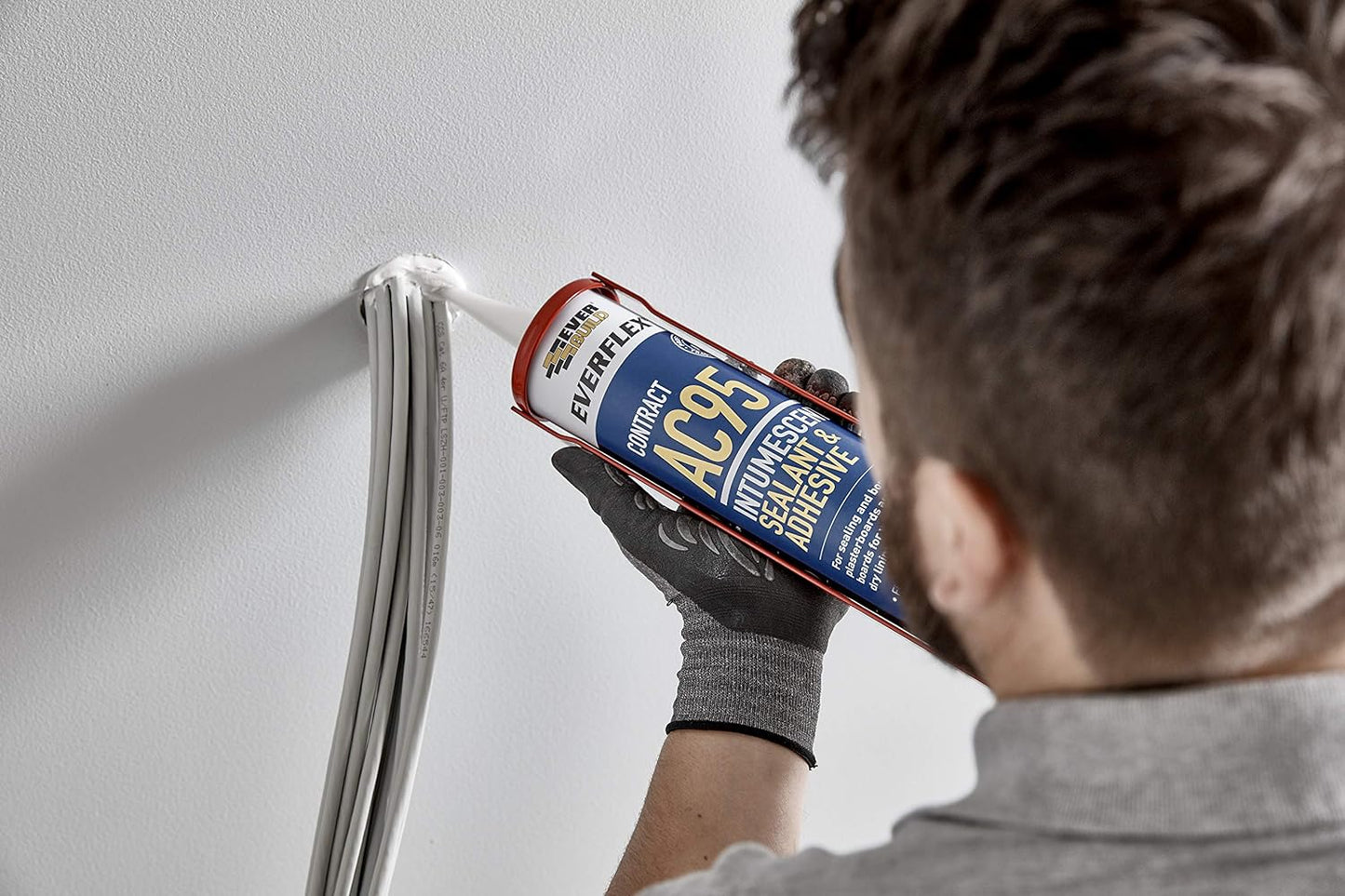 Everbuild AC95 | High Strength Intumescent Acoustic Sealant & Adhesive for Sealing and Bonding Plasterboards & Insulation Boards - 900ml